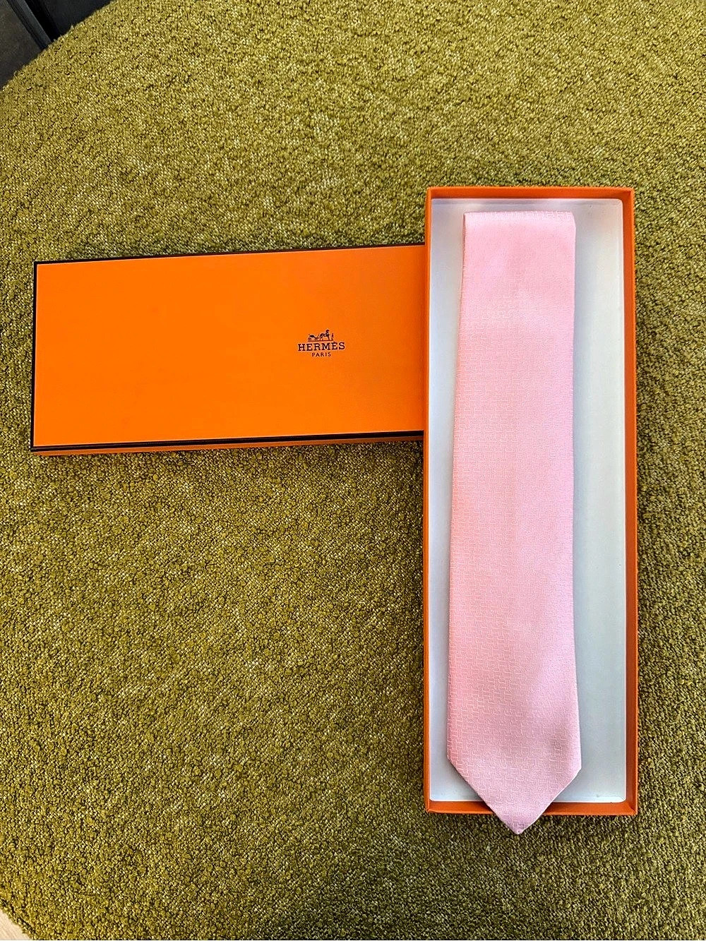 Hermès Celebration Tie Pink Silk